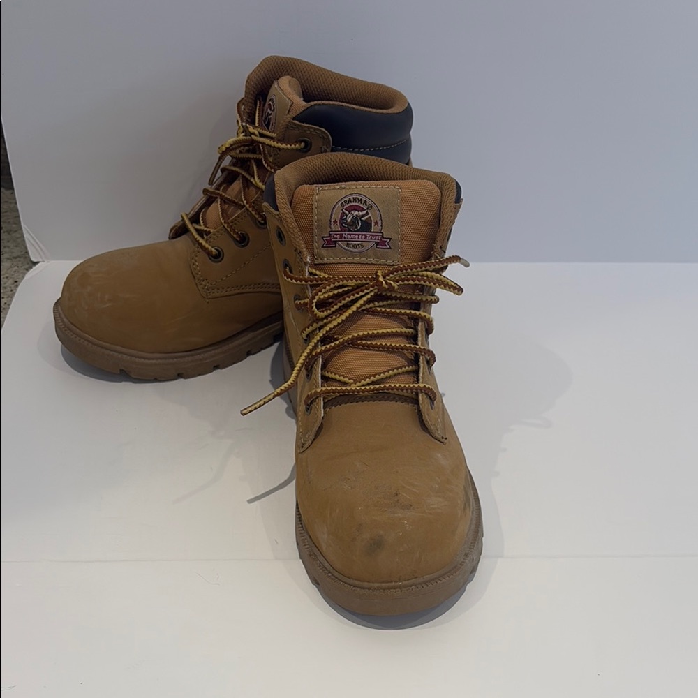 Women’s Brahma Tan Constuction Work Boots
